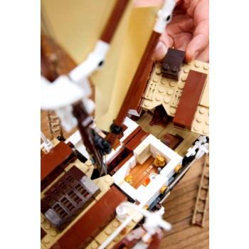 LEGO ICONS 10335 Endurance
