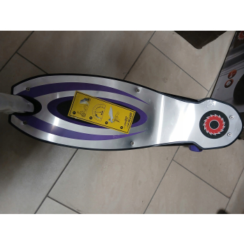 Hulajnoga Elektryczna dla dzieci Razor E100 Alu ZW